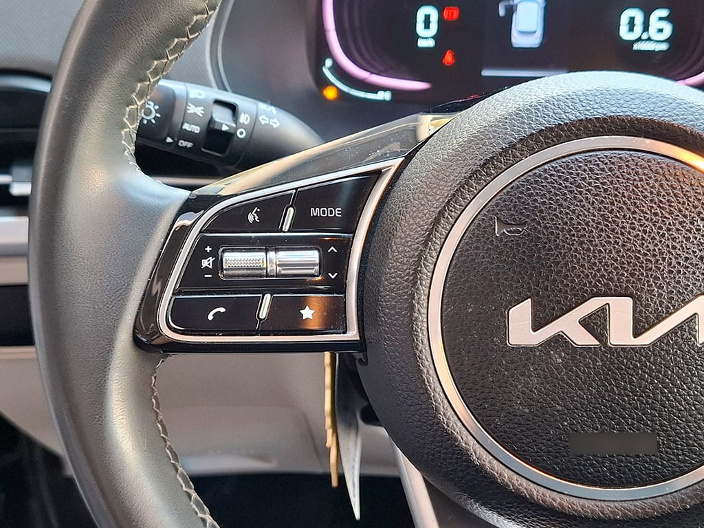 Kia Carens 1.4 Ex 7dct Turbo-Gdi Full 7p año 2024