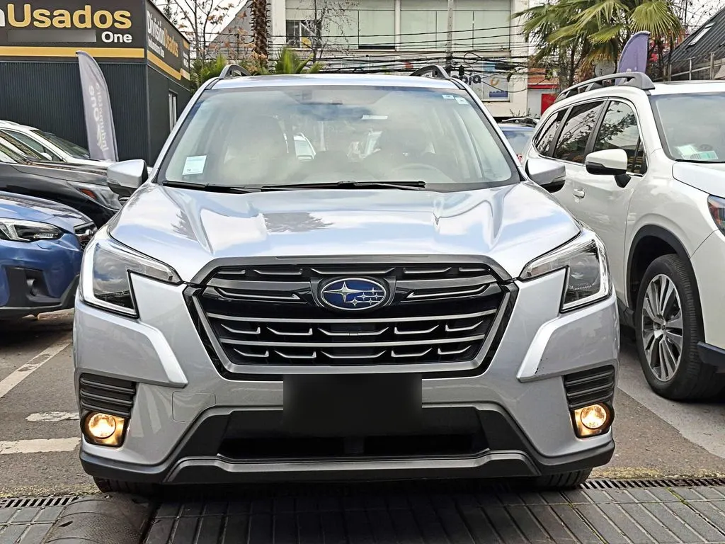 Subaru Forester 2.5 Dynamic Eyesight At 4x4 año 2025