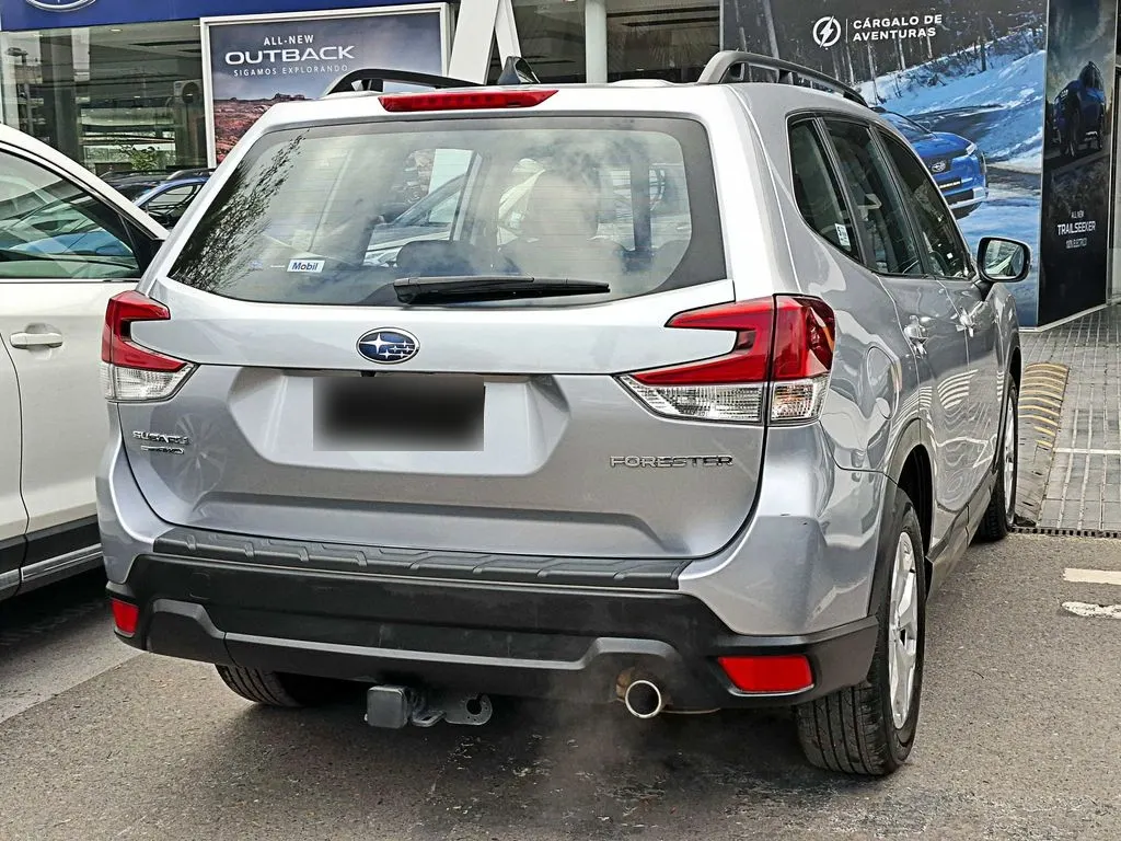Subaru Forester 2.5 Dynamic Eyesight At 4x4 año 2025