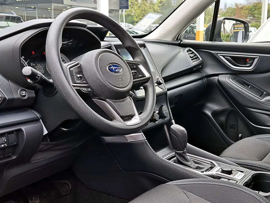 Subaru Forester 2.5 Dynamic Eyesight At 4x4 año 2025