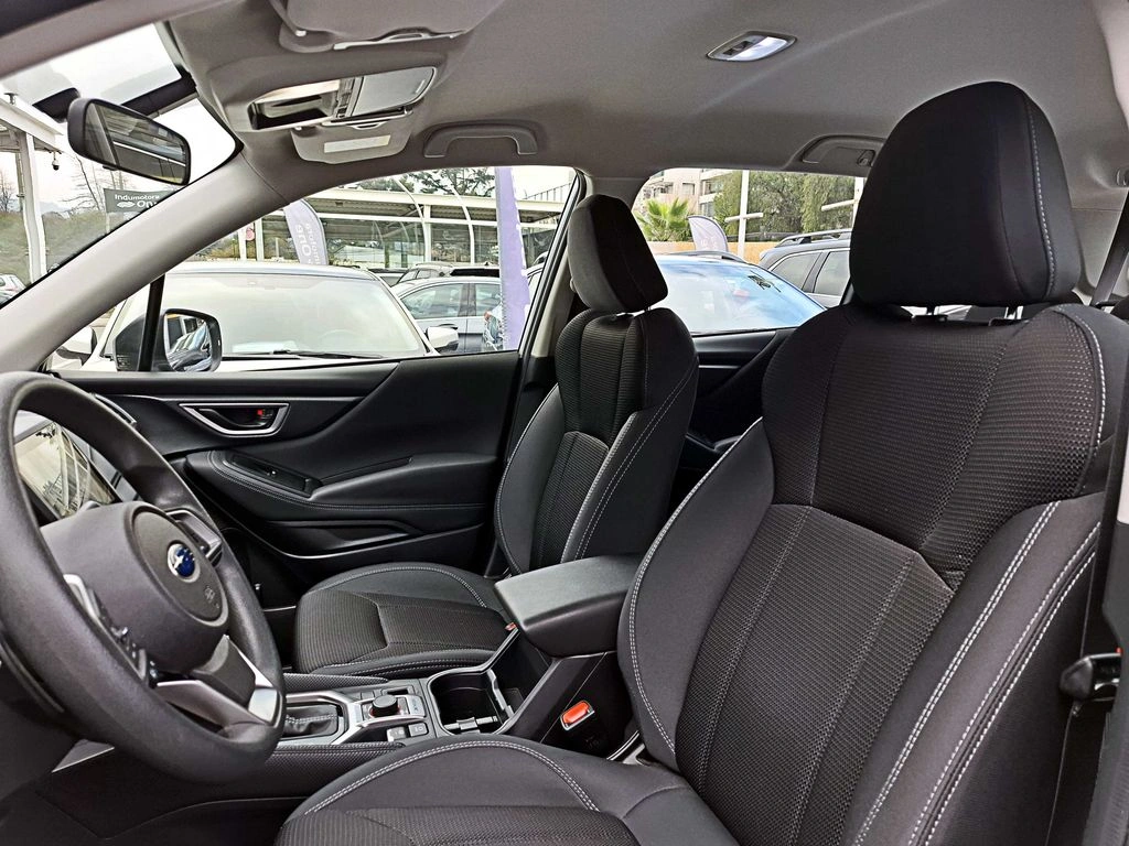 Subaru Forester 2.5 Dynamic Eyesight At 4x4 año 2025