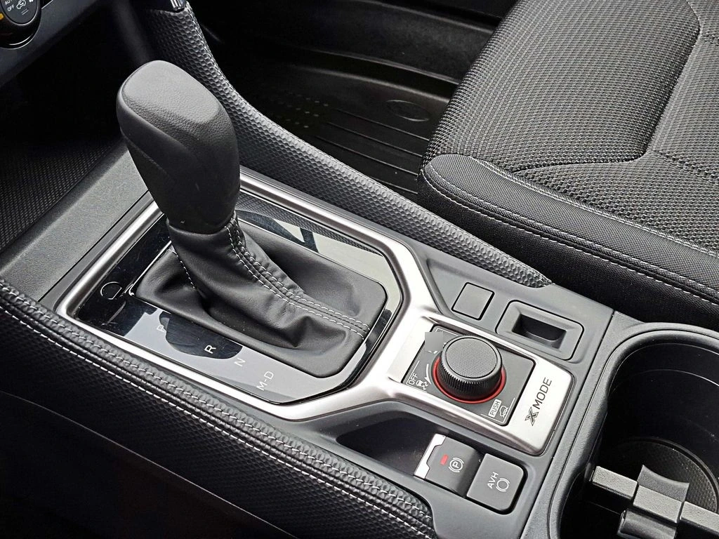 Subaru Forester 2.5 Dynamic Eyesight At 4x4 año 2025