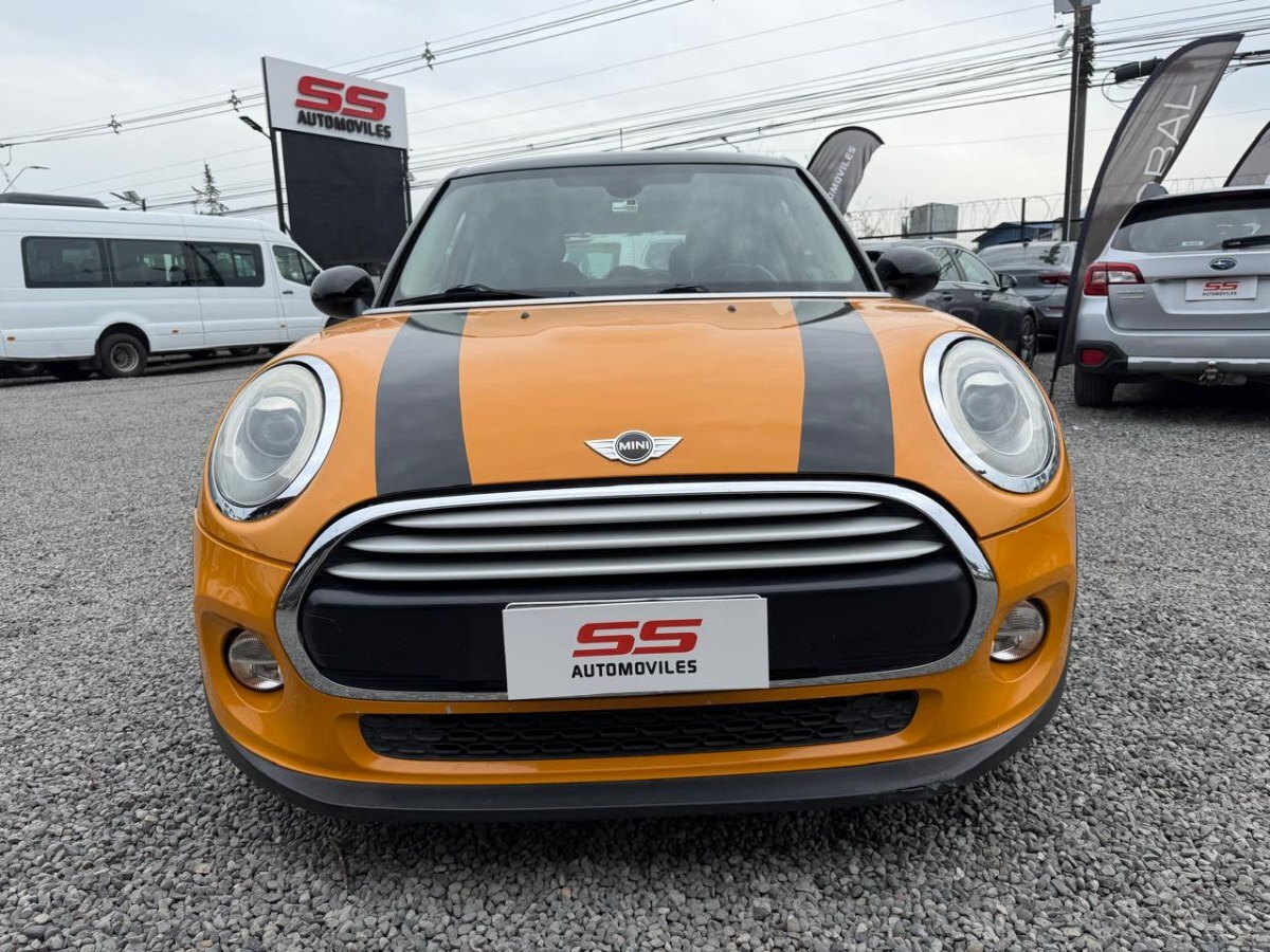 Mini Cooper F55 Cooper 1.5 6mt año 2015
