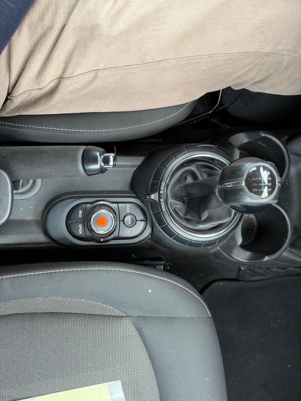 Mini Cooper F55 Cooper 1.5 6mt año 2015