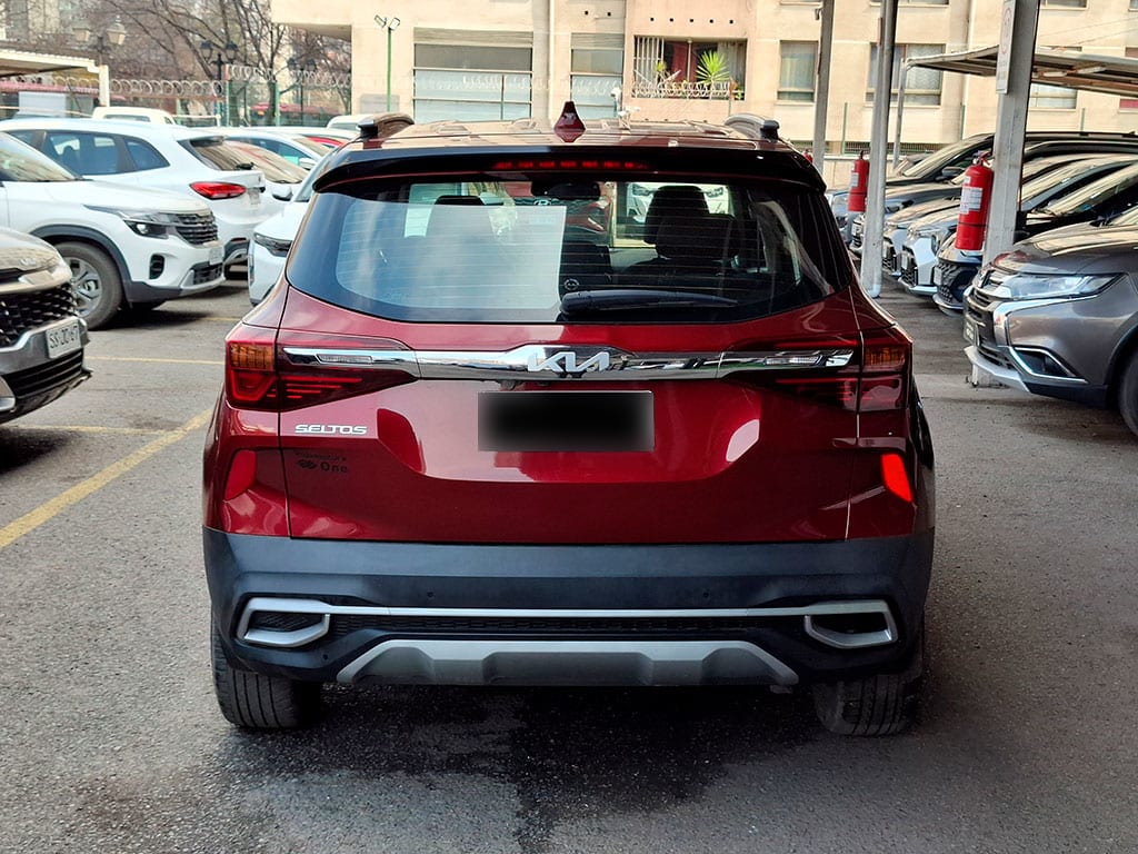 Kia Seltos Mpi 6mt 1.6 año 2022