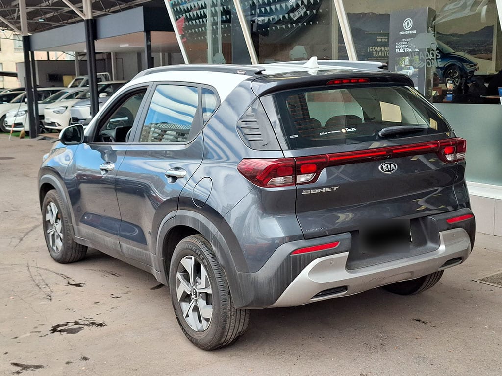 Kia Sonet Ex 1.5l 6mt Full año 2022
