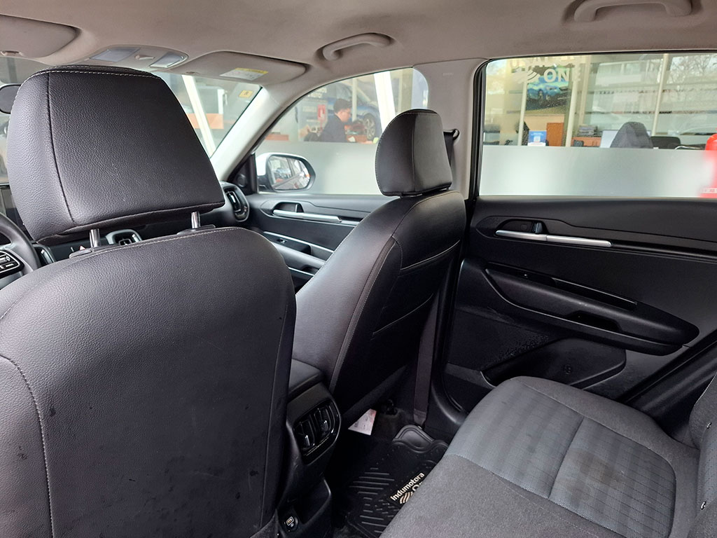 Kia Sonet Ex 1.5l 6mt Full año 2022