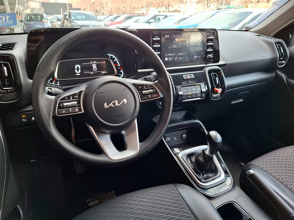 Kia Sonet Ex 1.5l 6mt Ri Full año 2024