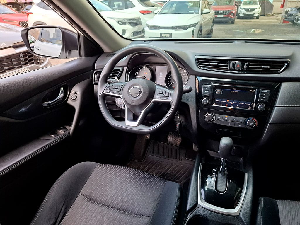 Nissan X-Trail 2.5 Sense año 2022