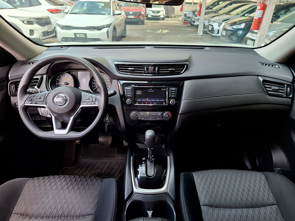 Nissan X-Trail 2.5 Sense año 2022