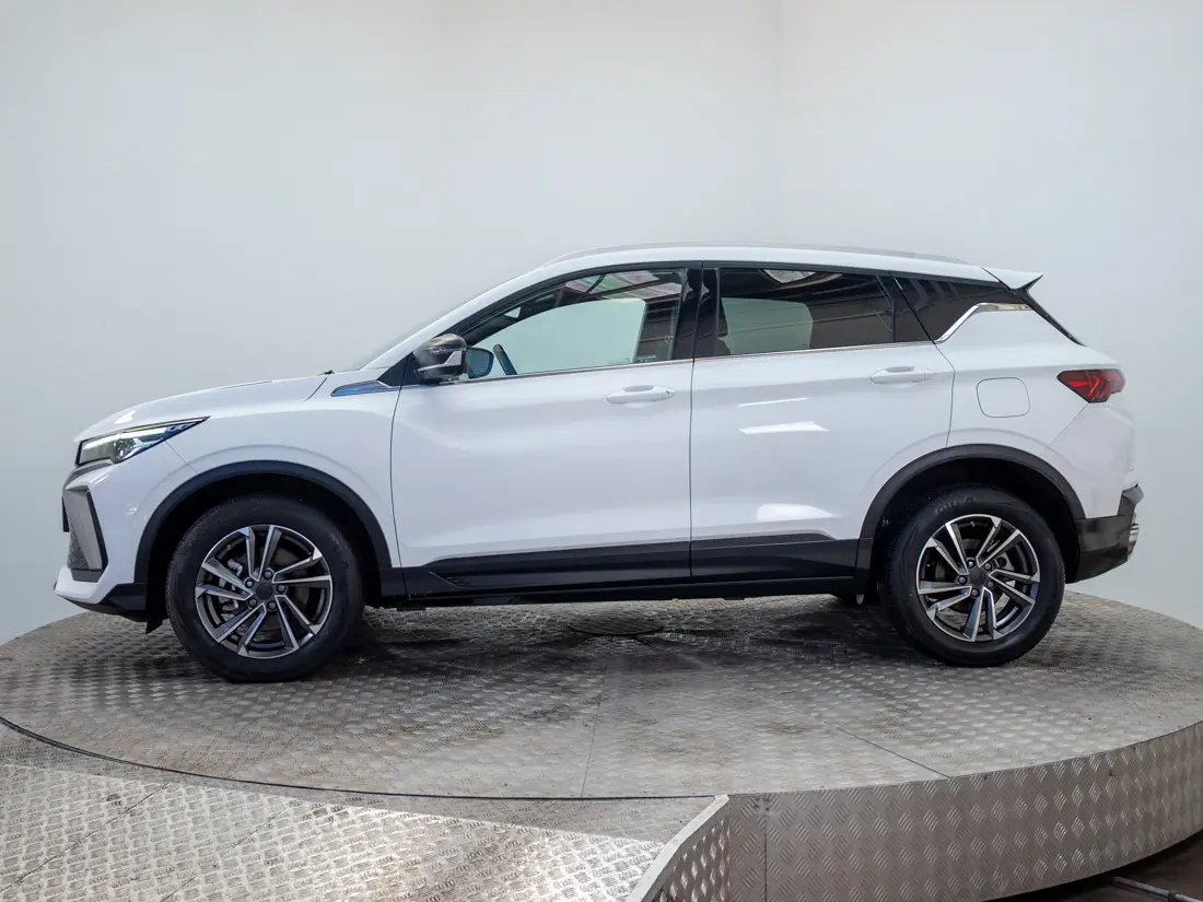 Geely Coolray 1.5 Comfort 7dct At año 2024