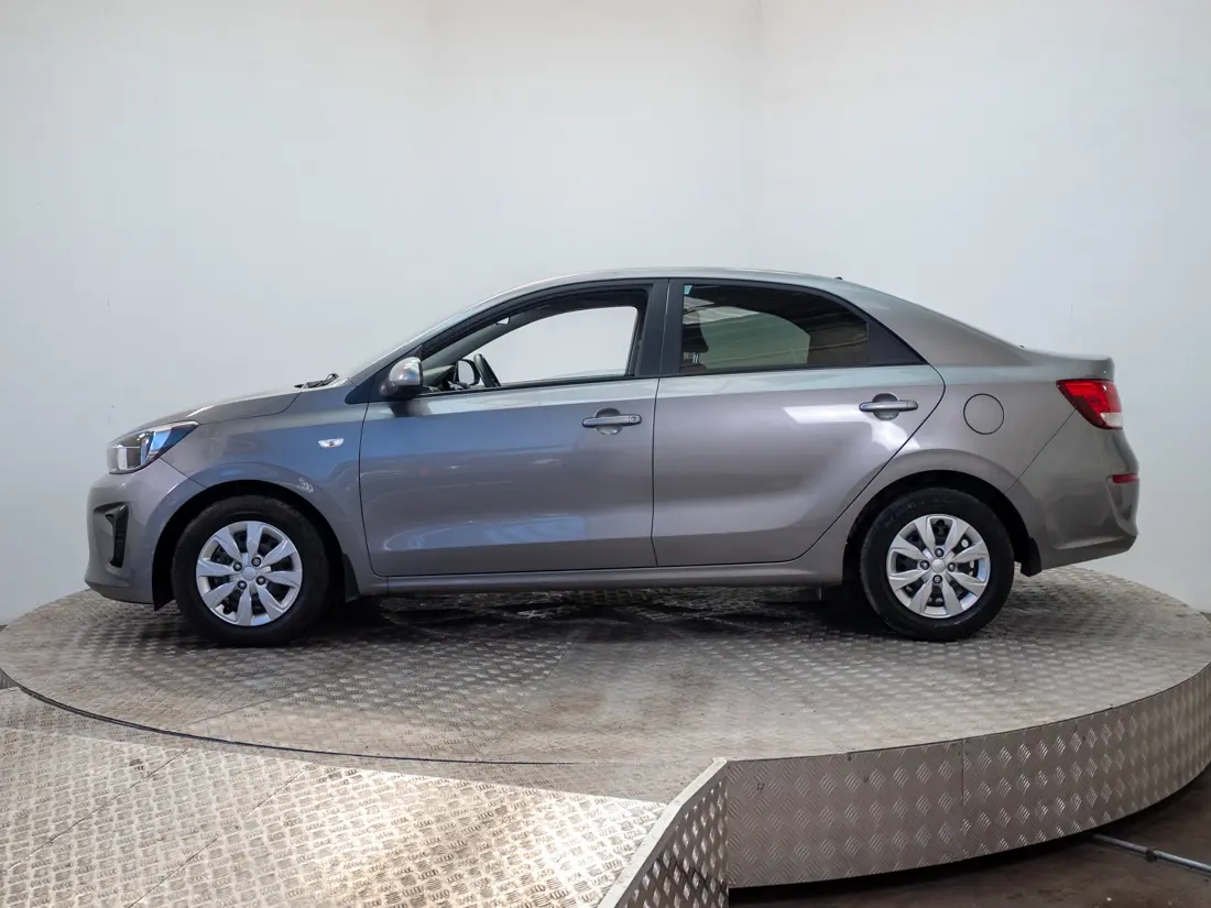 Kia Soluto 1.4 Lx Ac Mt año 2023