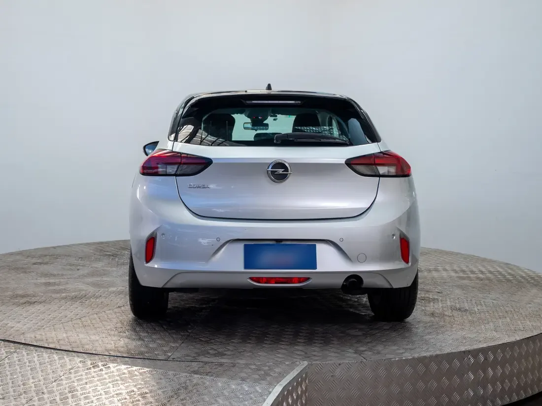 Opel Corsa 1.2 Edition Mt año 2023