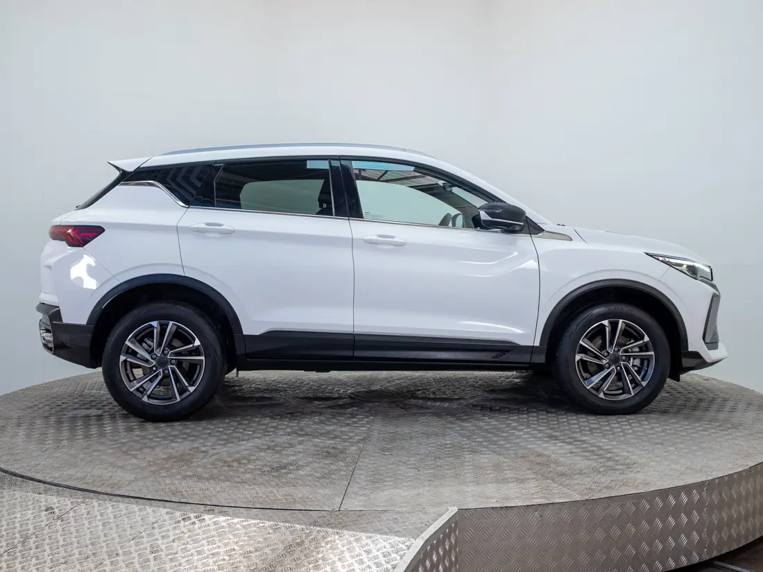 Geely Coolray 1.5 Comfort 7dct At año 2024