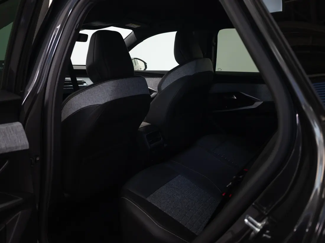 Peugeot 3008 3008 1.2 Allure Pack Puretech 130 At año 2026