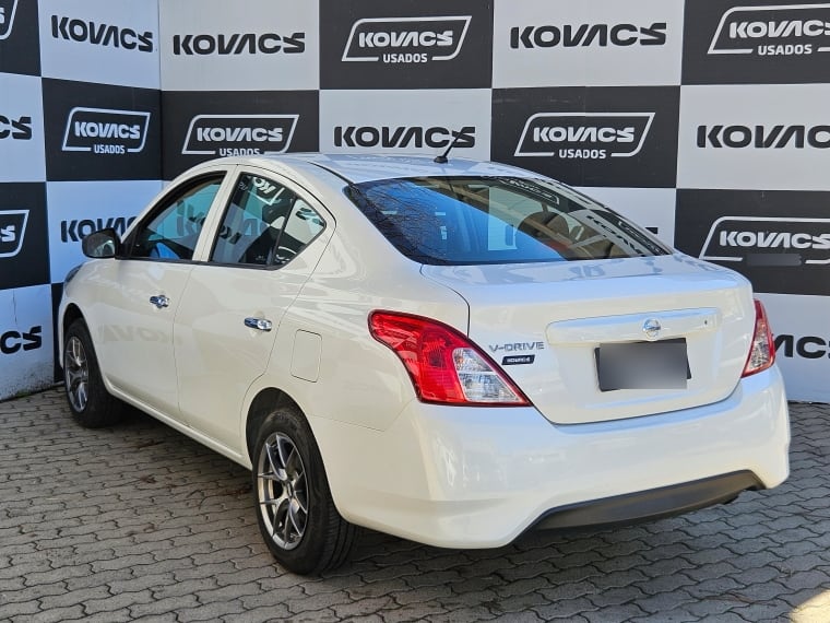 Nissan Versa 1.6 V-Drive Mt año 2022
