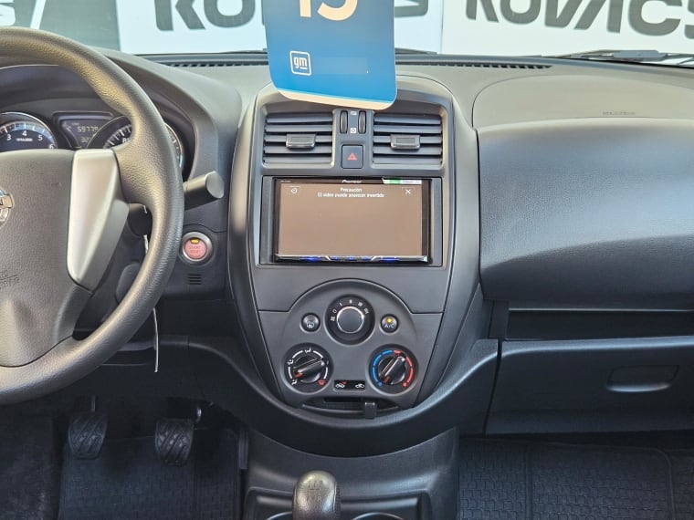 Nissan Versa 1.6 V-Drive Mt año 2022
