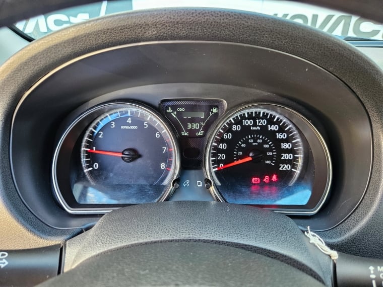 Nissan Versa 1.6 V-Drive Mt año 2022