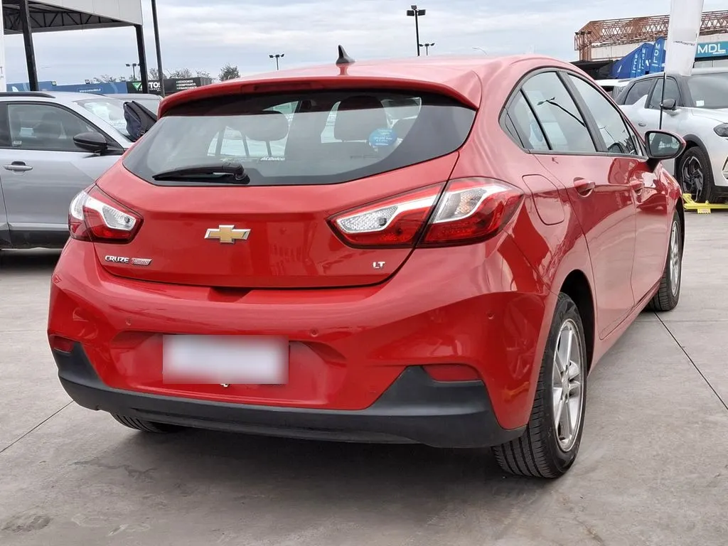 Chevrolet Cruze 1.4 Lt 4x2 Hb At 5p año 2018