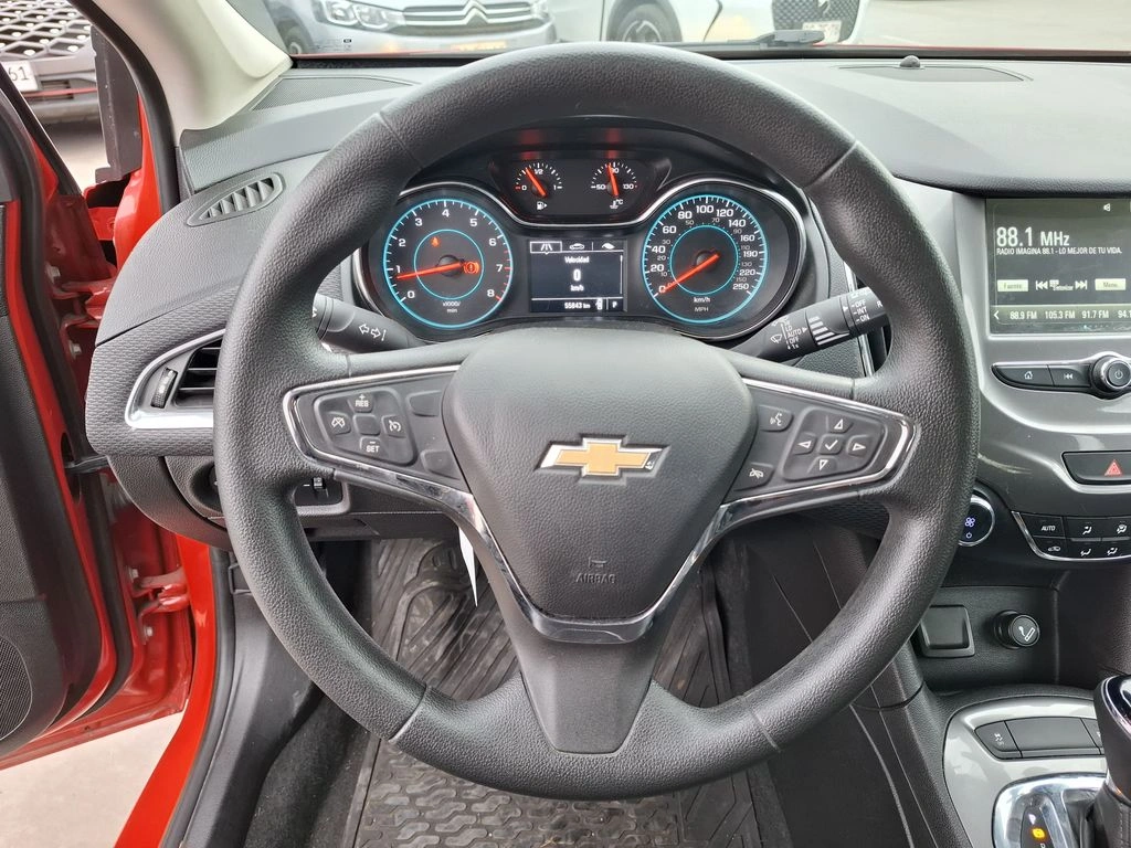 Chevrolet Cruze 1.4 Lt 4x2 Hb At 5p año 2018