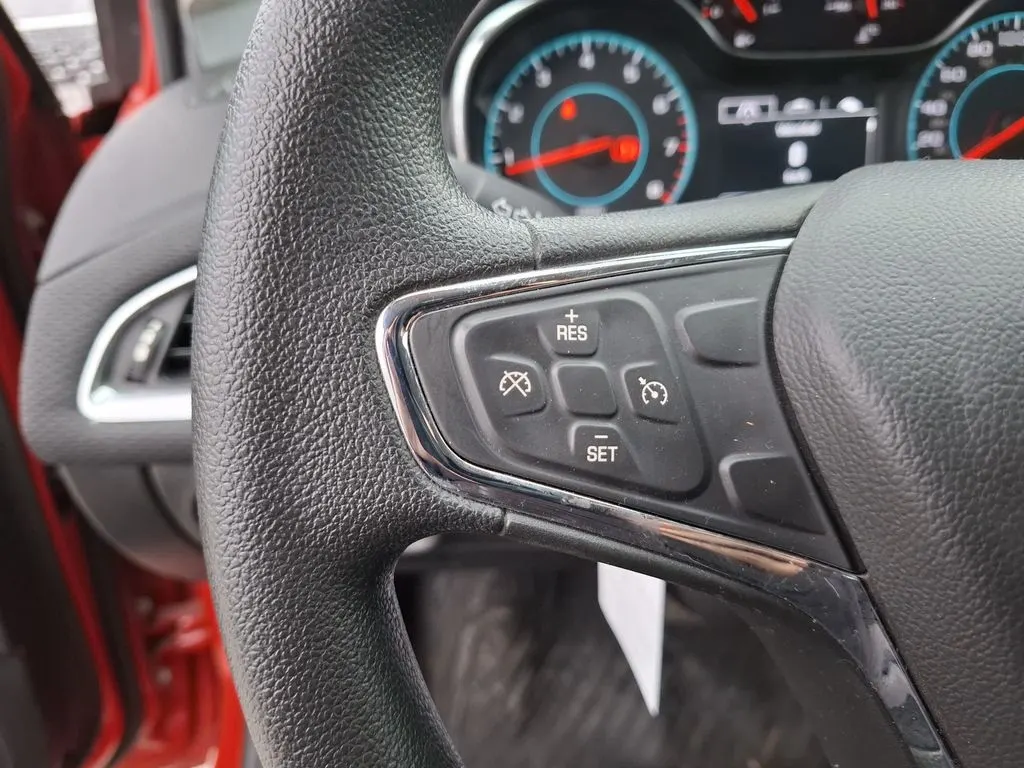 Chevrolet Cruze 1.4 Lt 4x2 Hb At 5p año 2018