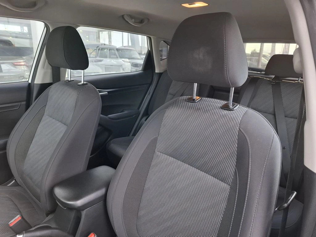 Kia Seltos 1.6 Ex 4x2 6mt 5p año 2023