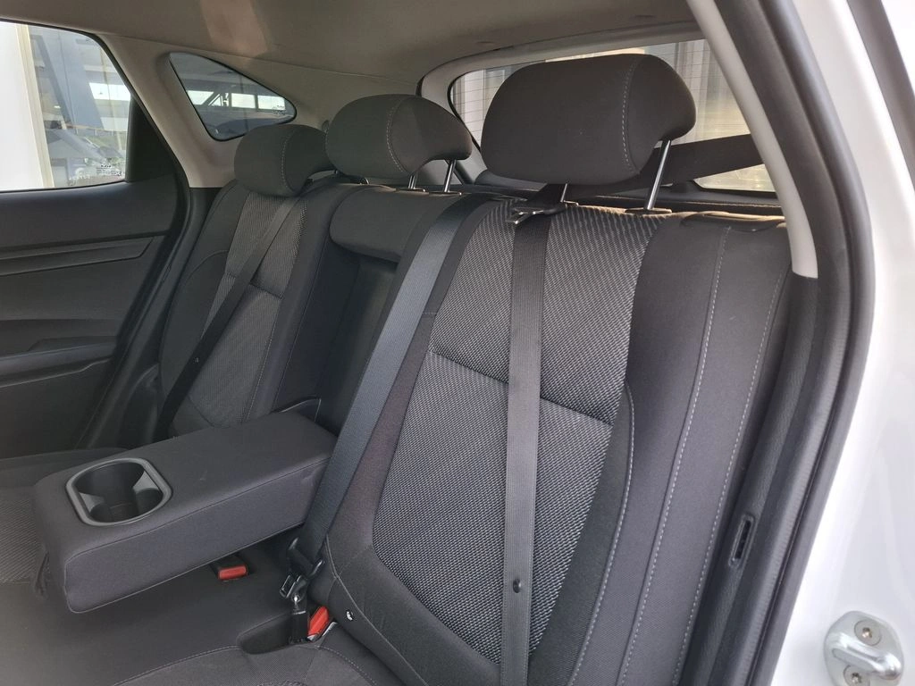 Kia Seltos 1.6 Ex 4x2 6mt 5p año 2023