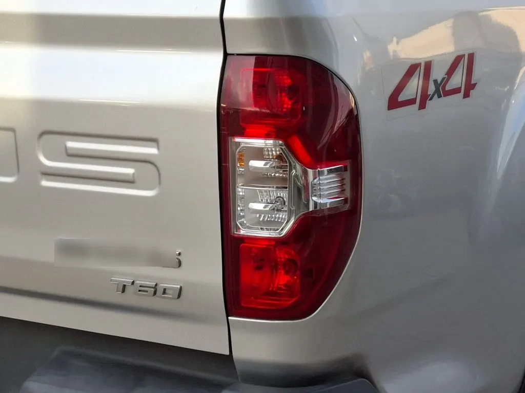 Maxus T60 2.0 Glx Diesel 4x4 Dob. Cab. Euro6 At 4p año 2023