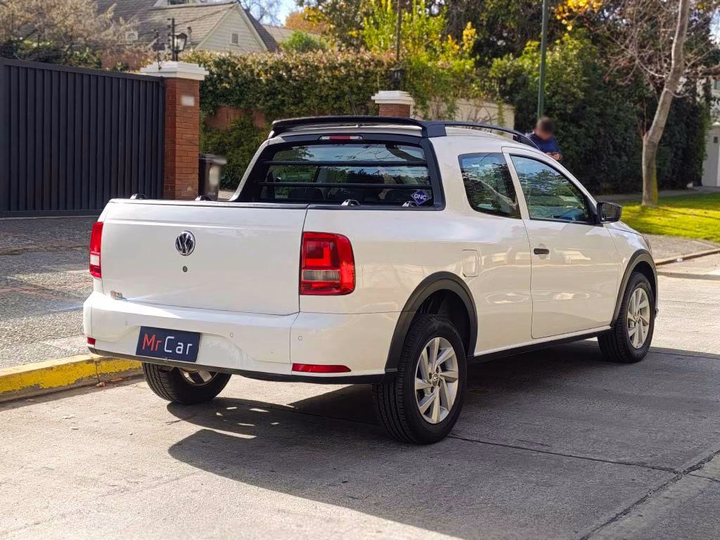 Volkswagen Saveiro 1.6 año 2022