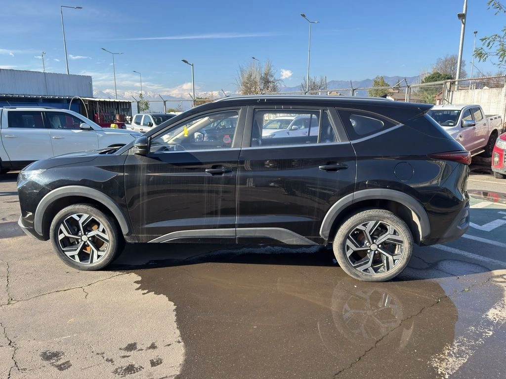 JAC Js8 1.5 Luxury Se 4x2 6mt 5p año 2023