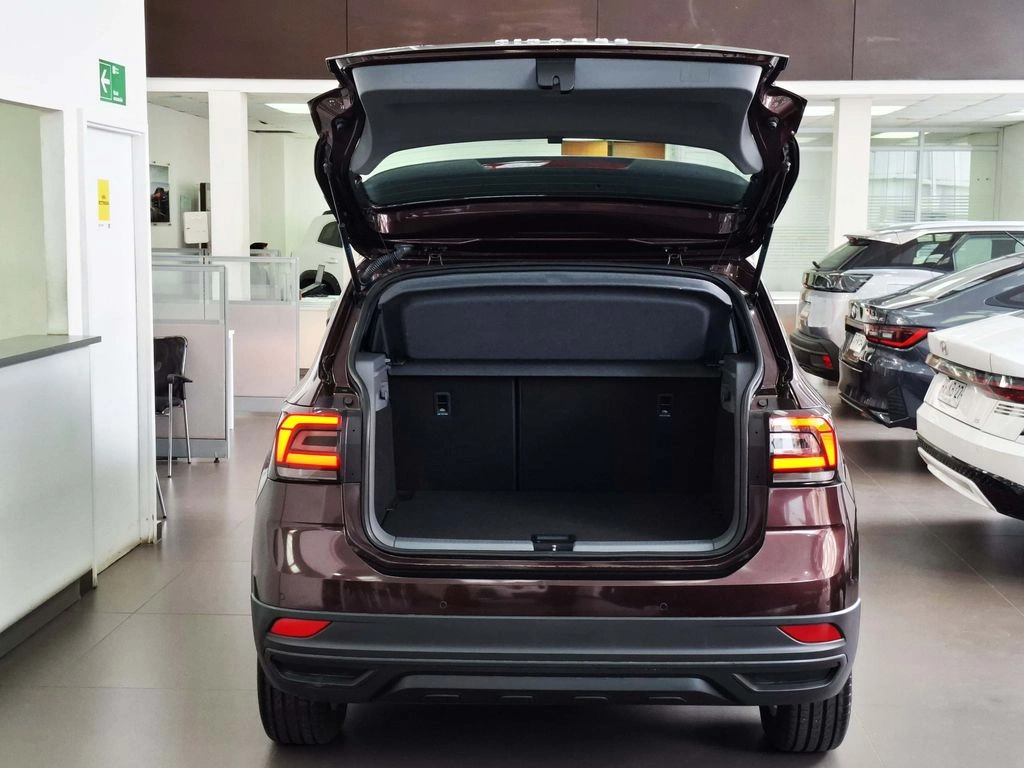 Volkswagen T-Cross 1.6 Msi Comfortline 4x2 Mt5 5p año 2021