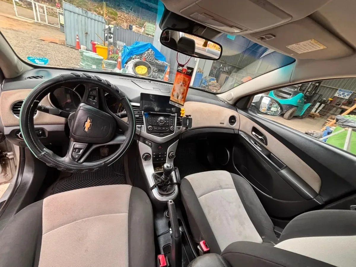 CHEVROLET CRUZE 1.8 Sdn At Nb Ls año 2011
