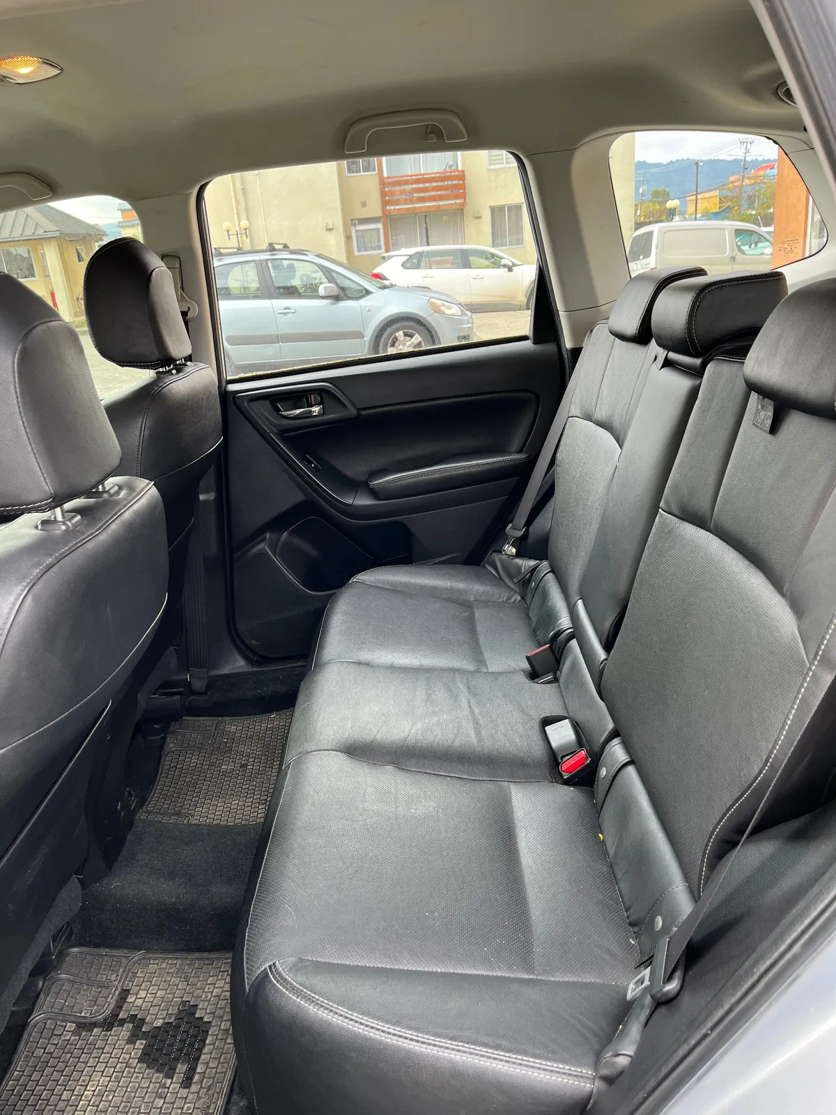 Subaru Forester 2.5 Cvt Dynamic At 4x4 año 2015