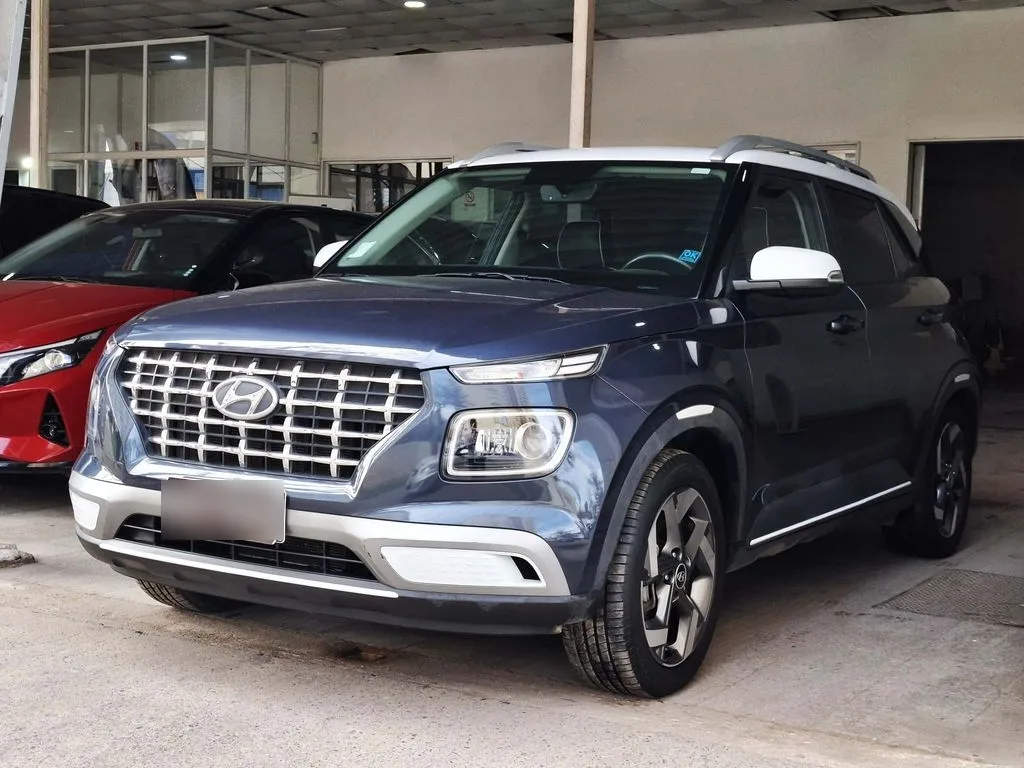 Hyundai Venue 1.6 Qx Premium 4x2 At 5p año 2023