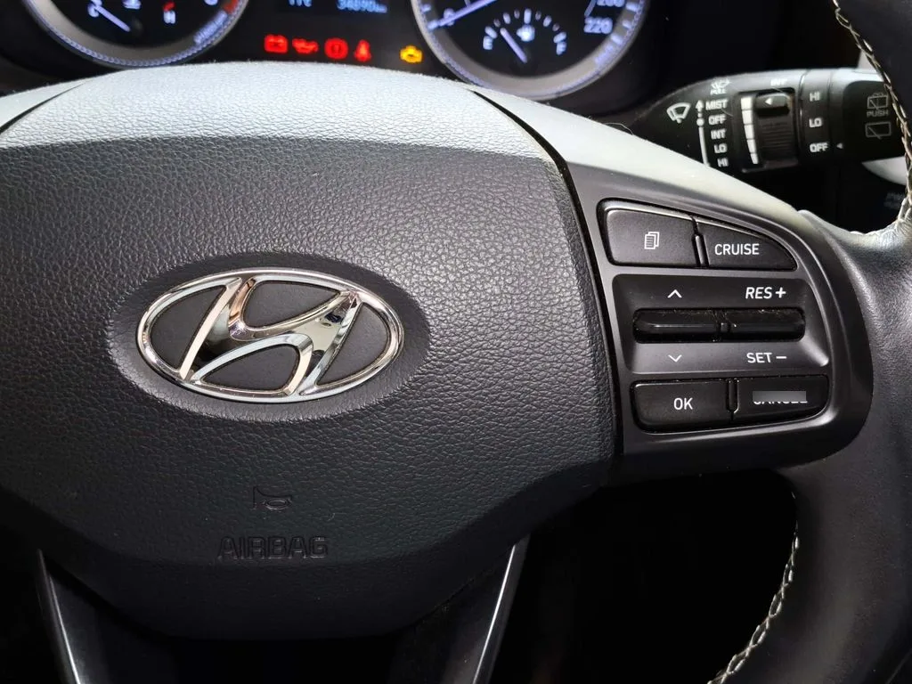 Hyundai Venue 1.6 Qx Premium 4x2 At 5p año 2023