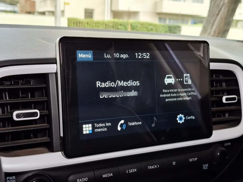 Hyundai Venue 1.6 Qx Premium 4x2 At 5p año 2023