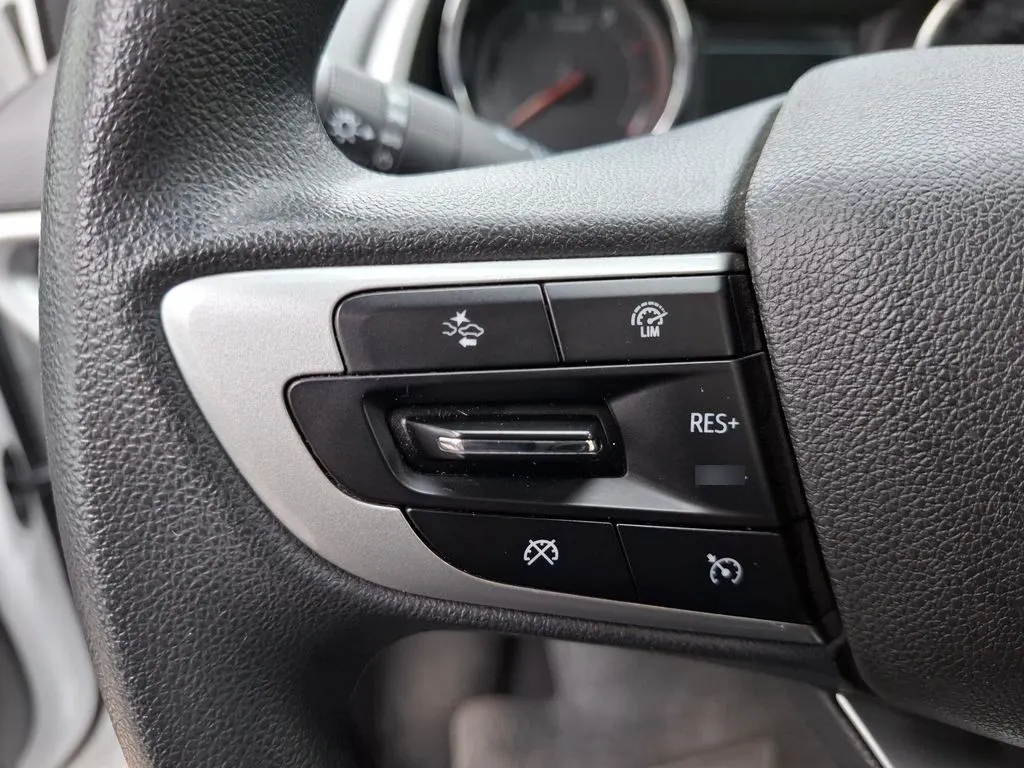 Chevrolet Tracker 1.2 Ltz Aut año 2023