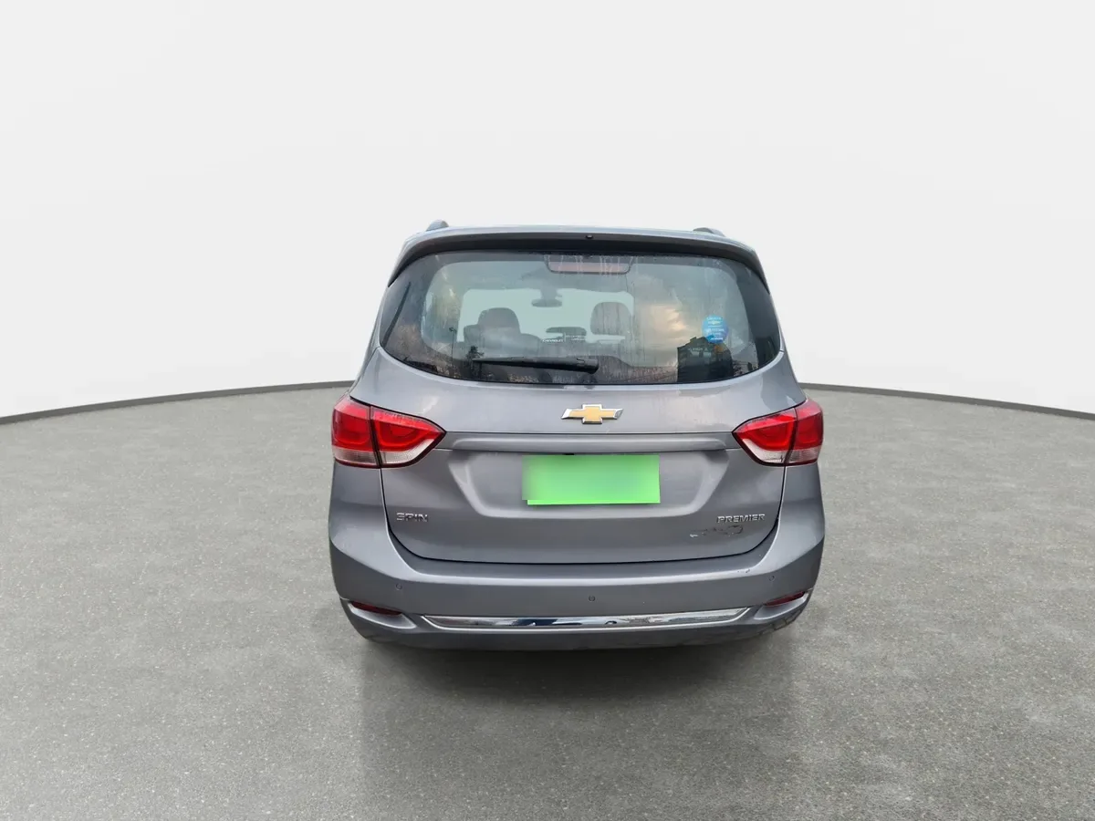 Chevrolet Spin 1.8 Premier 4x2 Mt 5p año 2021