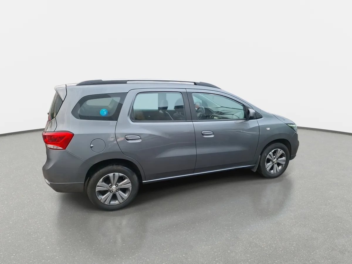 Chevrolet Spin 1.8 Premier 4x2 Mt 5p año 2021