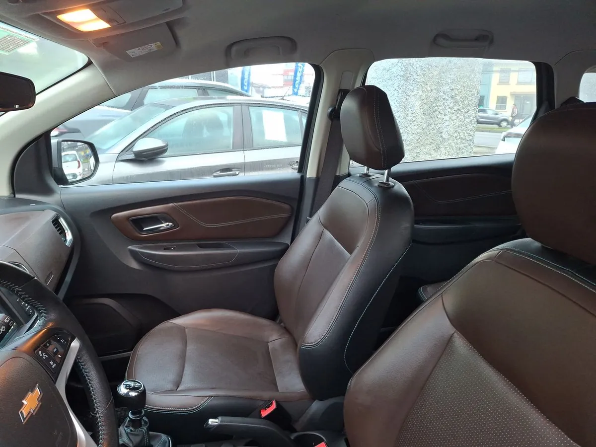Chevrolet Spin 1.8 Premier 4x2 Mt 5p año 2021