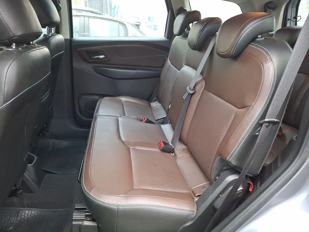 Chevrolet Spin 1.8 Premier 4x2 Mt 5p año 2021
