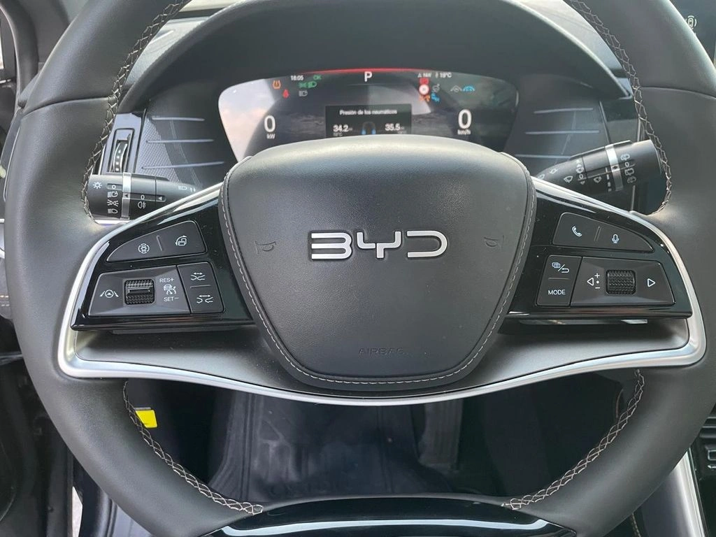 BYD Tang 0.0 At 4x4 Electrico año 2025