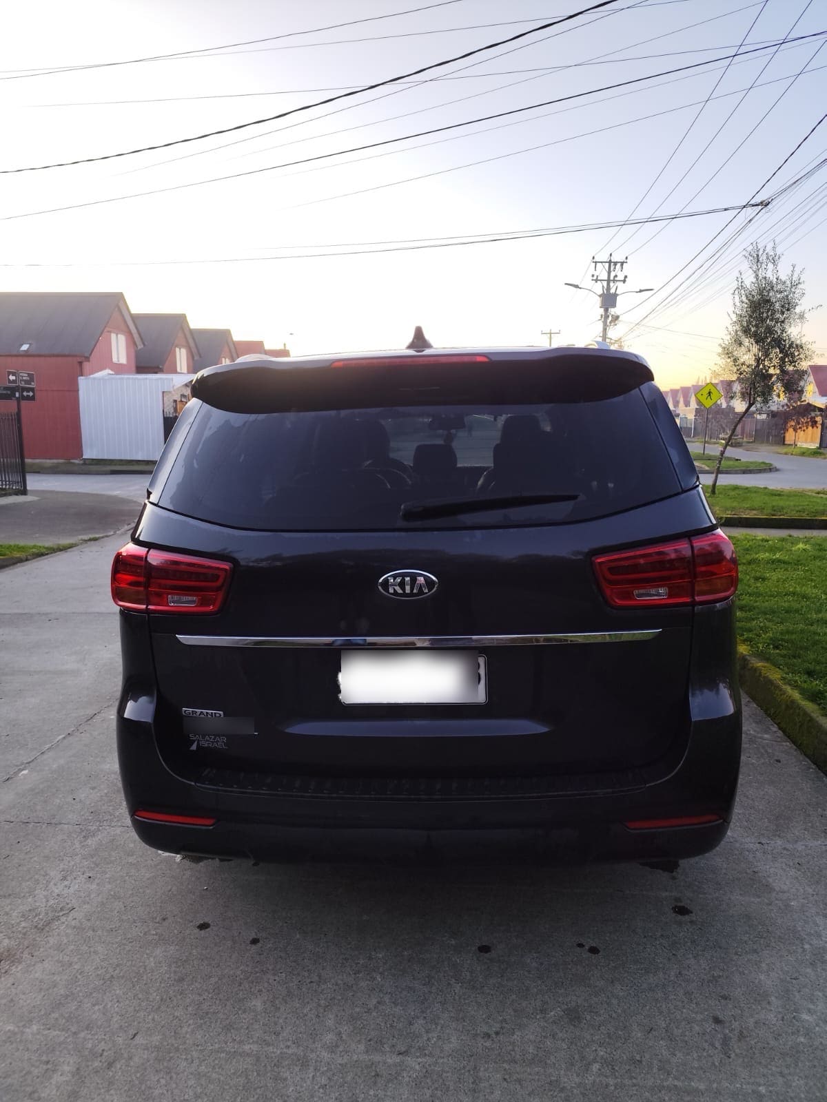 KIA MOTORS GRAND CARNIVAL Grand Carnival Ex 3.3 Gsl 6at Ltd año 2019