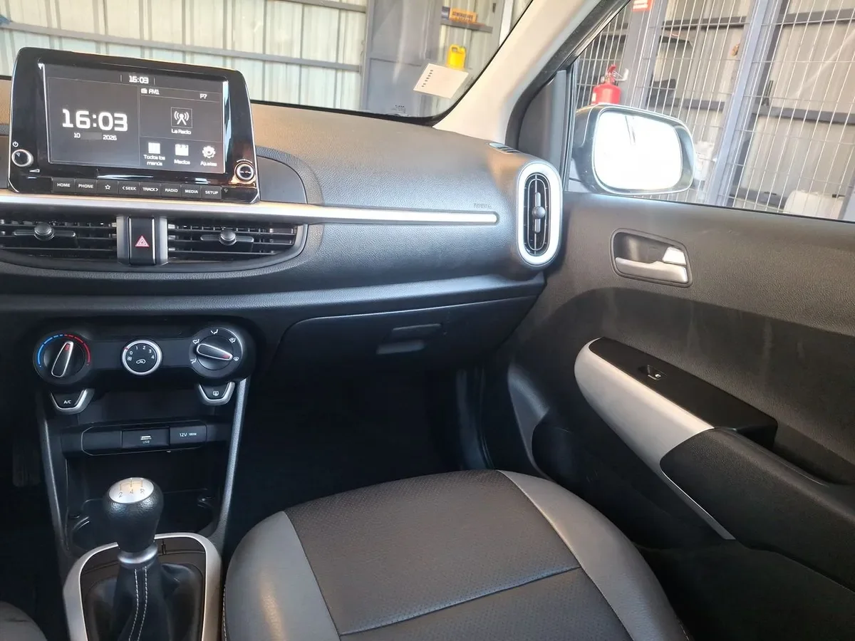 Kia Morning 1.2 Ex 4x2 Hb Abs Ac 5mt 5p año 2023