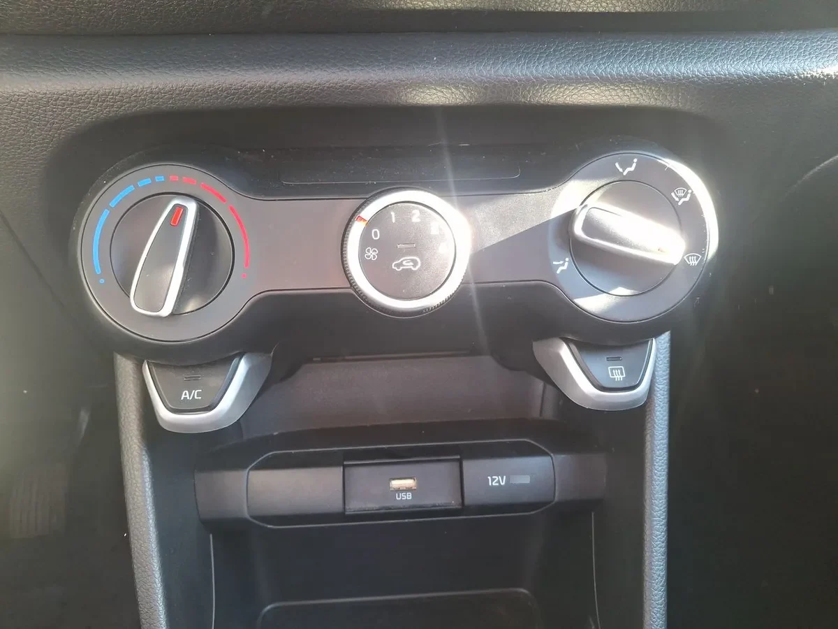 Kia Morning 1.2 Ex 4x2 Hb Abs Ac 5mt 5p año 2023