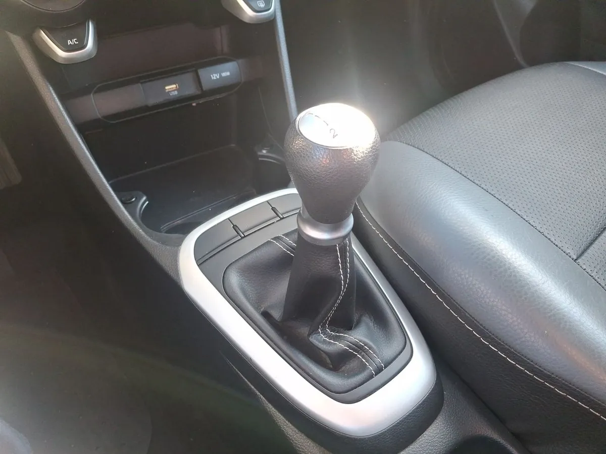 Kia Morning 1.2 Ex 4x2 Hb Abs Ac 5mt 5p año 2023