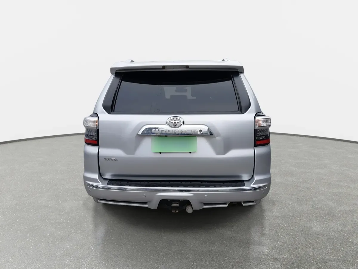 Toyota 4runner 4.0 Limited Euro V 4x2 At 5p año 2018