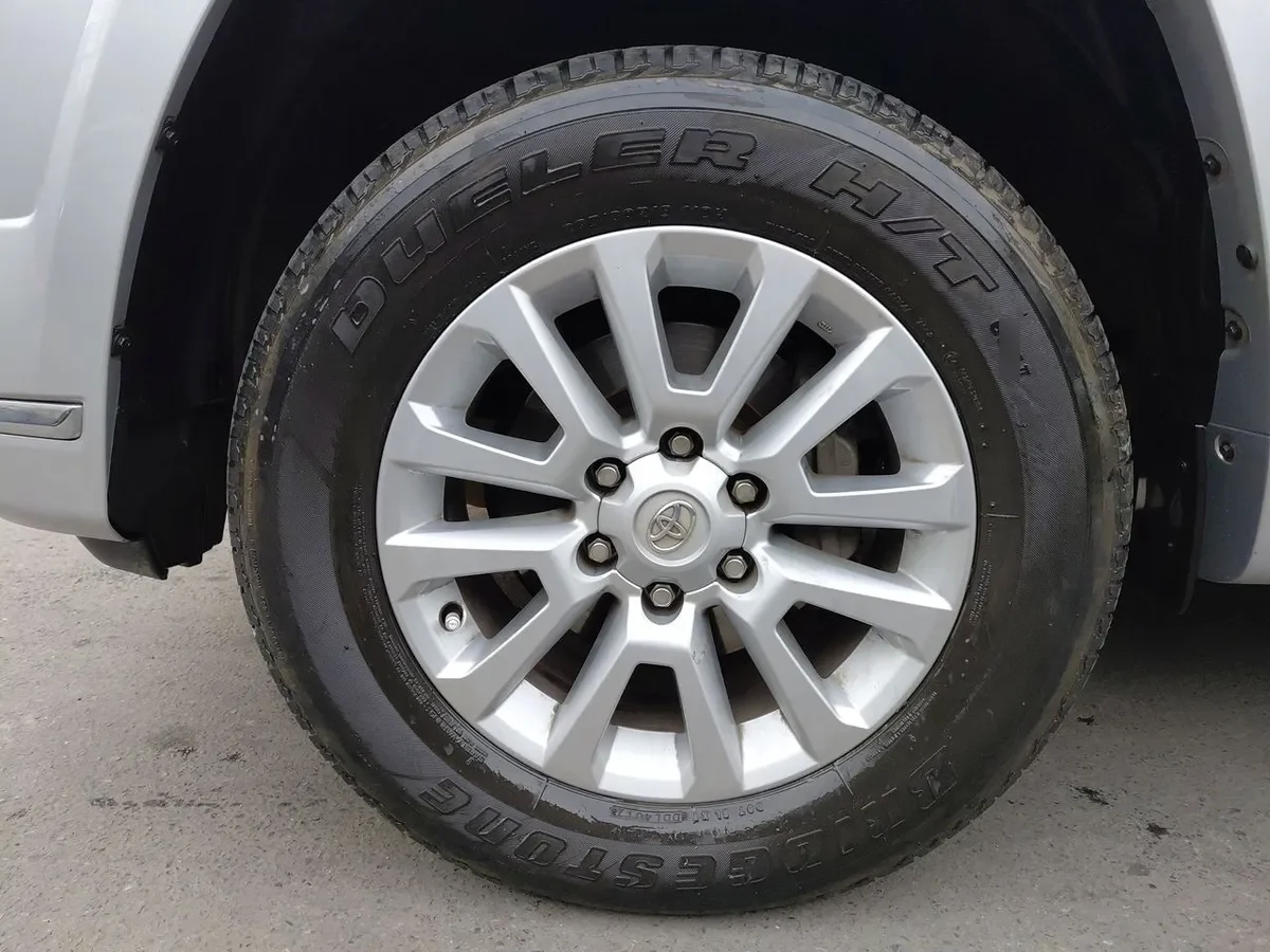 Toyota 4runner 4.0 Limited Euro V 4x2 At 5p año 2018