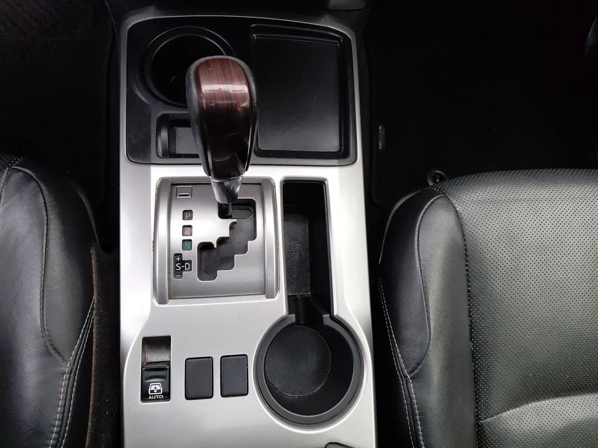 Toyota 4runner 4.0 Limited Euro V 4x2 At 5p año 2018
