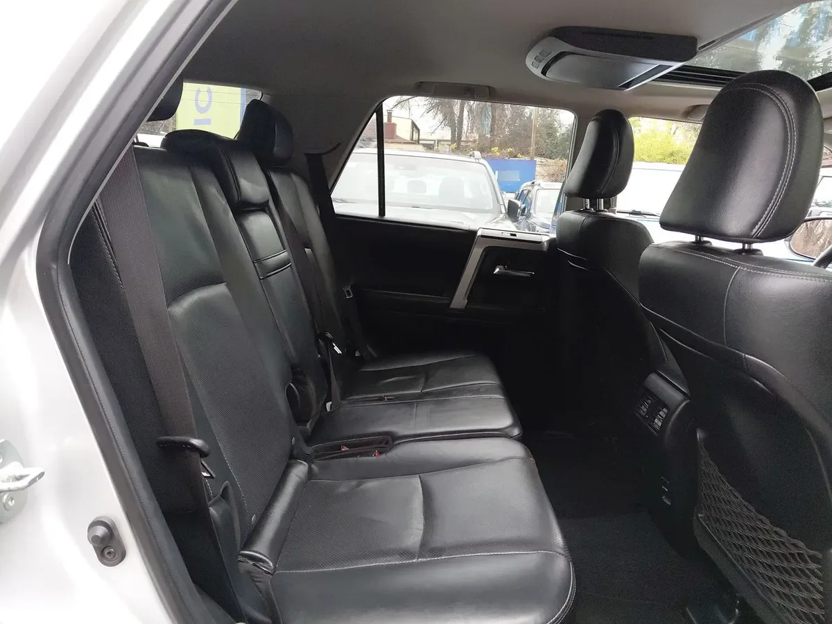 Toyota 4runner 4.0 Limited Euro V 4x2 At 5p año 2018